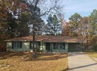 5572 Pine Hill Rd, Shreveport, LA 71107