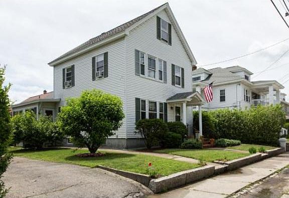 3rd image of 124 Kinsley St