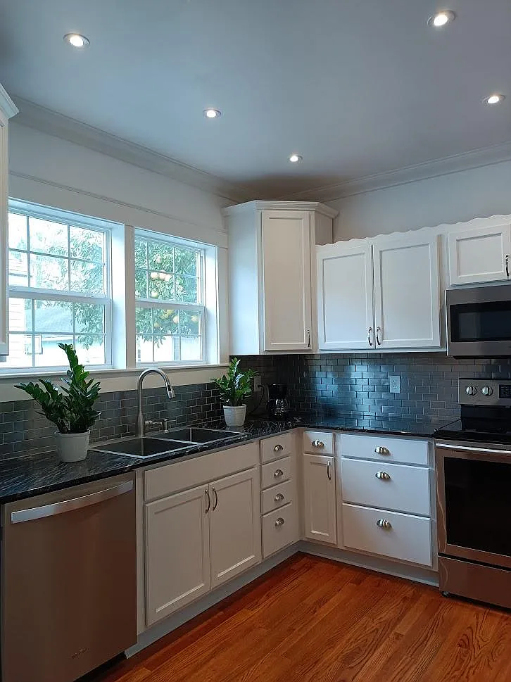 2 bed, 1200 sqft, $2,800 — Photo 1