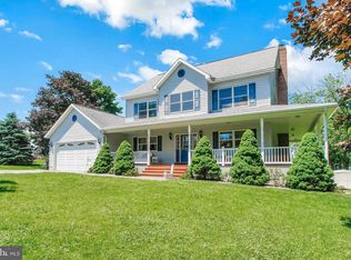 5 Hooker Dr, East Berlin, PA 17316