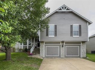 18517 Juniper St, Gardner, KS 66030