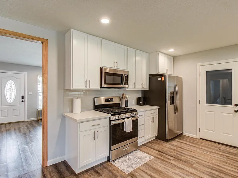 8018 Hammerly Blvd — Photo 15