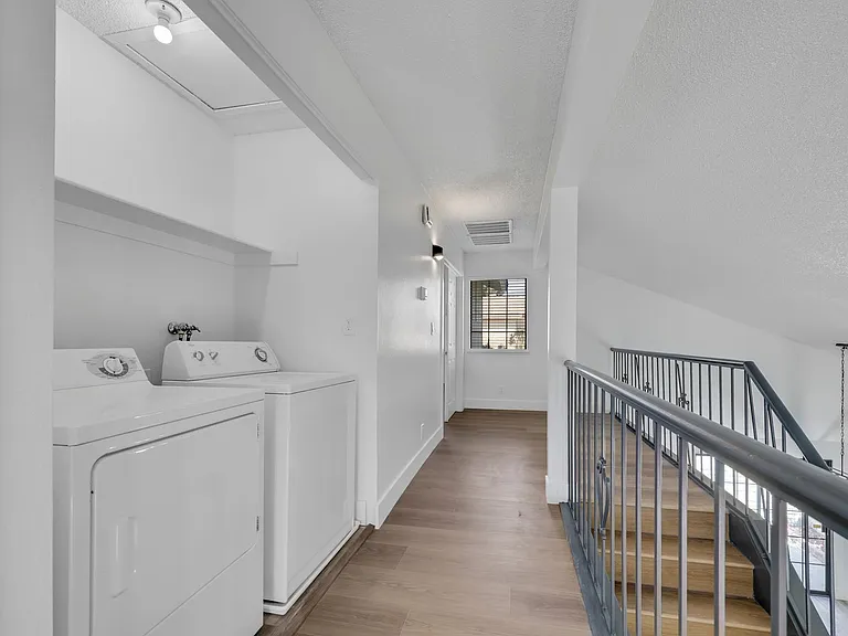 3267 Dawnflower St #1-A — Photo 10