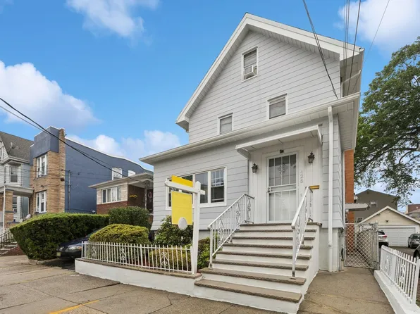 425 74th St, North Bergen, NJ 07047