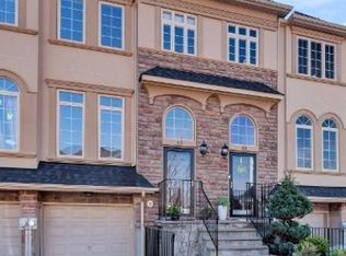 82 Sweetgum Ln, Staten Island, NY 10314