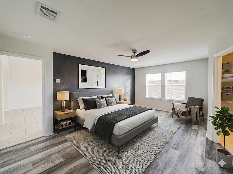1110 Mercury Dr — Photo 16