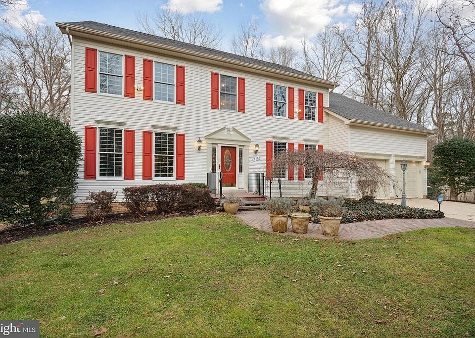 1st image of 47774 Wickshire Dr