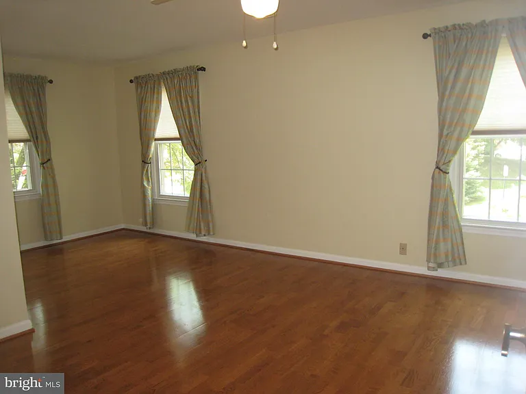 4535 Sawgrass Ct — Photo 9