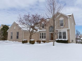 591 Saratoga Cir, Algonquin, IL 60102