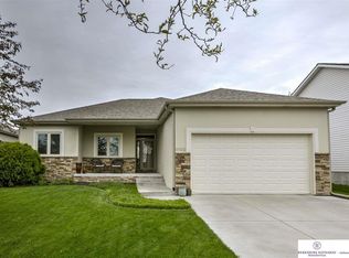 8120 S 17th St, Lincoln, NE 68512