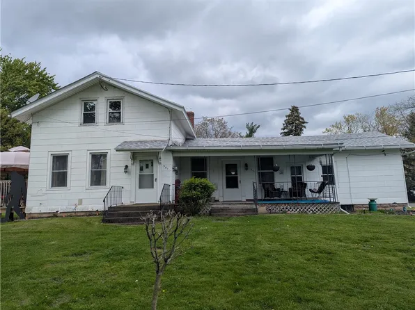 351 Caroline St, Albion, NY 14411