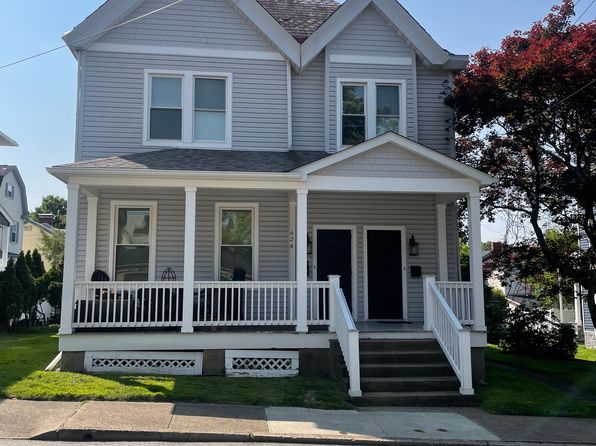 624 Mulberry St Floor 2