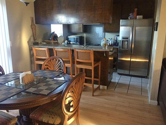 5th image of 9413 West Ln