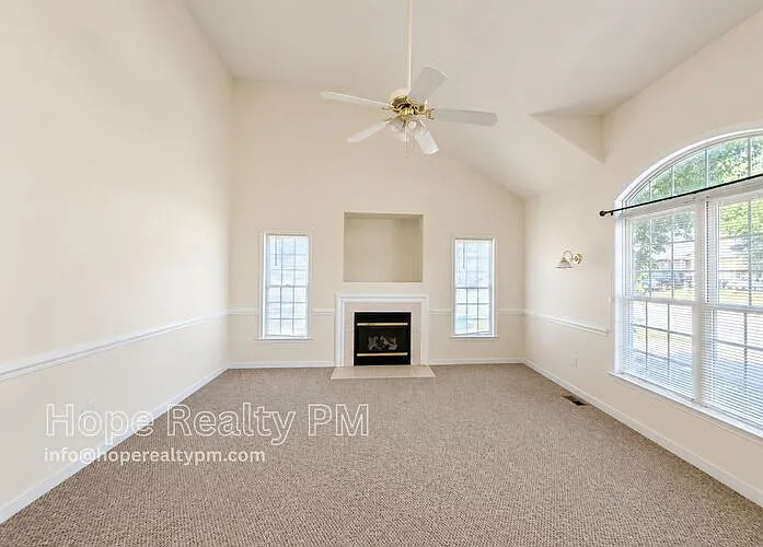 20308 Hickory Branch Dr — Photo 2
