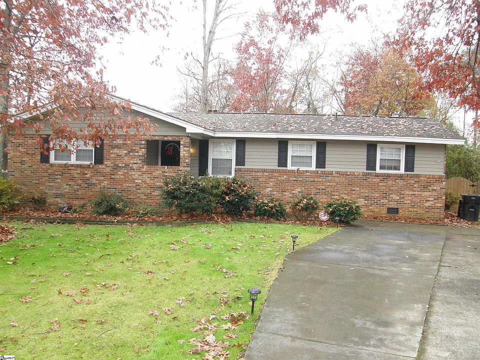 1st image of 10 Aspenwood Dr