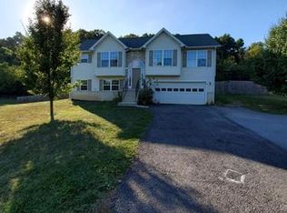 207 Herkimer Way, Hedgesville, WV 25427