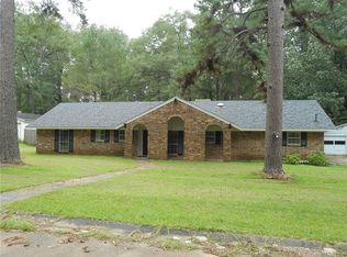 136 Angela Dr, Springhill, LA 71075