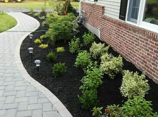 35 Tilton Rd, Middletown, NJ 07748