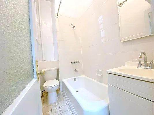 Rented by Manhattan Spaces | media 5