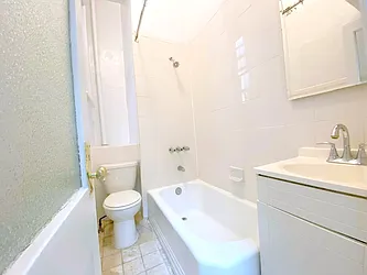 Rented by Manhattan Spaces