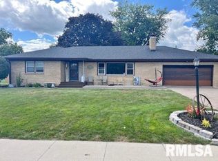 514 N Mississippi St, Blue Grass, IA
