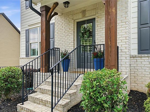 5th image of 120 Seattle Slew Way