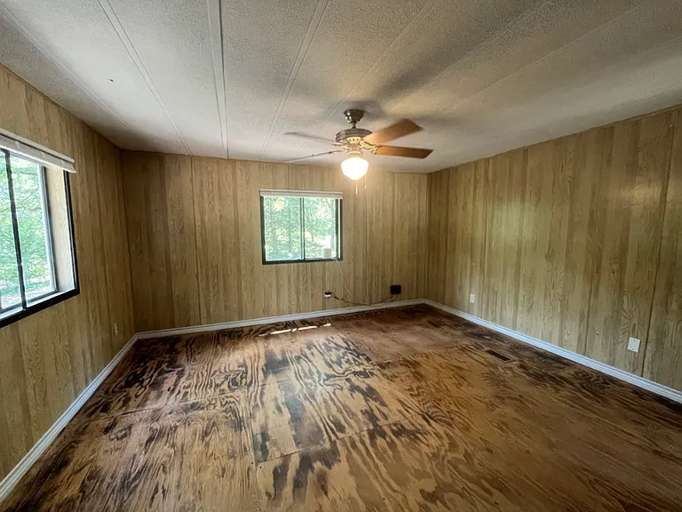1038 Sandy Oaks Rd — Photo 13