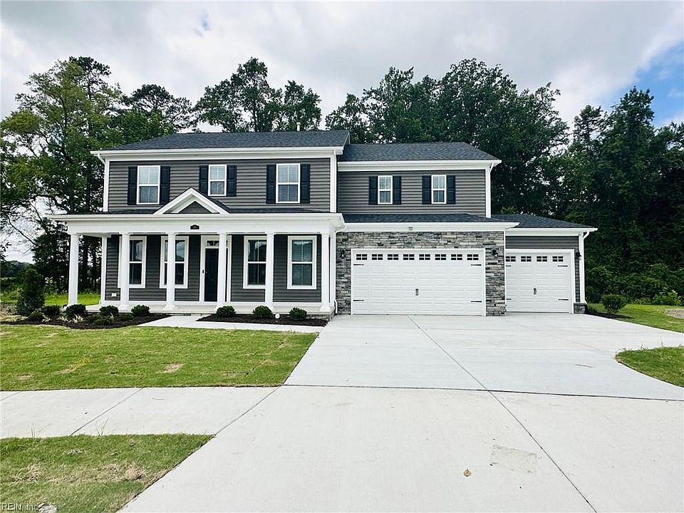 1st image of 125 Margolies Ct