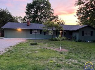 3539 NE Meriden Rd, Topeka, KS 66617