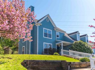 906 Locust Ln, Charlottesville, VA 22901