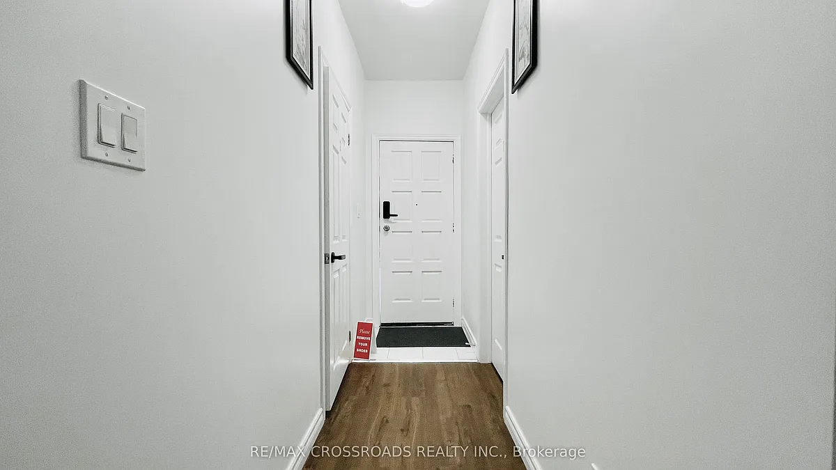 Building Photo - 278 Shuter St