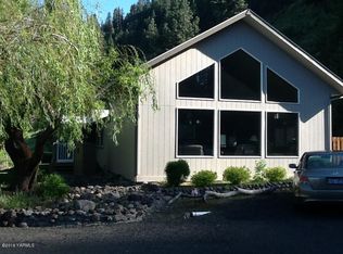 2864 Nile Rd, Naches, WA 98937
