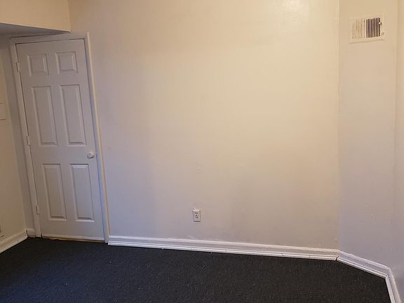 4th image of 350 Adams Ave