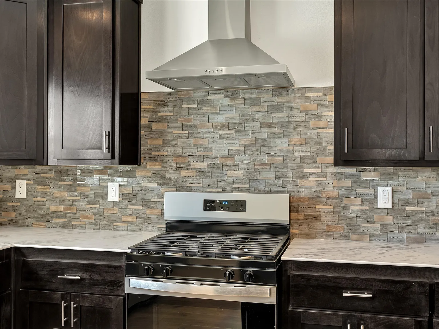 3 bed, 1306 sqft, $1,800 — Photo 3
