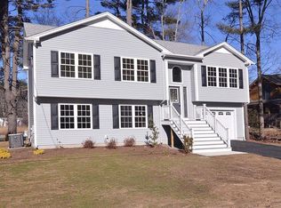 24 Harrington Rd, Coventry, RI 02816