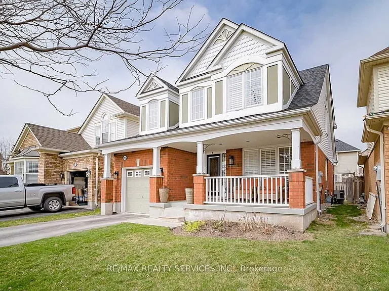993 Huffman Cres — Photo 4