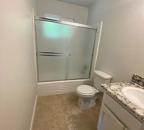 4th image of 263 Holly St