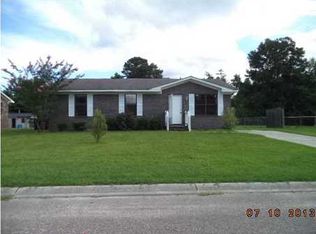 116 Johnny Reb Dr, Moncks Corner, SC 29461