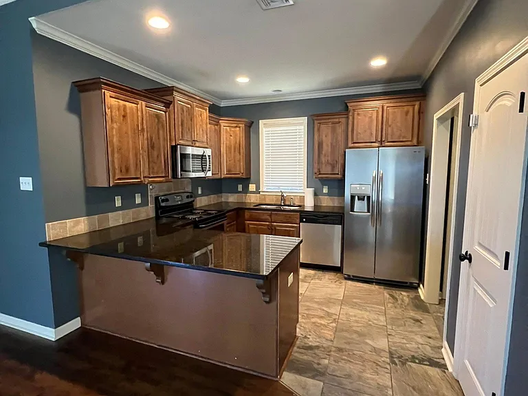 611 Rolling Mill Ln — Photo 6