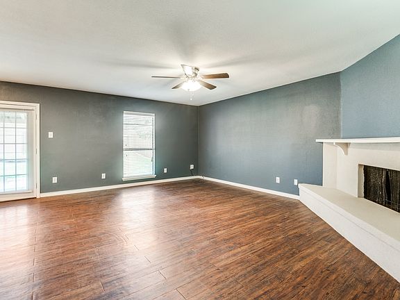 10239-red-maple-dr-dallas-tx-75249-High-Res-4_07112023