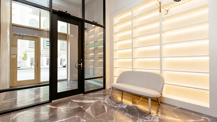 Rented by Nooklyn NYC LLC | media 53