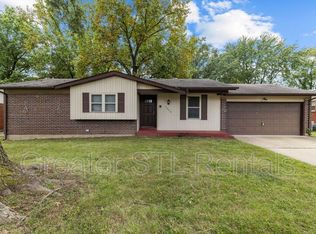 1619 Matlock Dr, Florissant, MO 63031