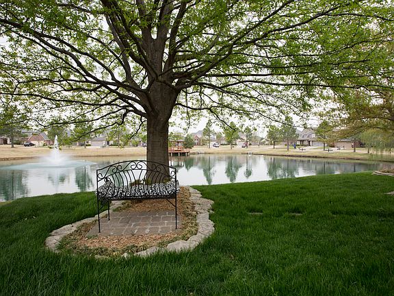 Quaint Sitting Area with Serene View