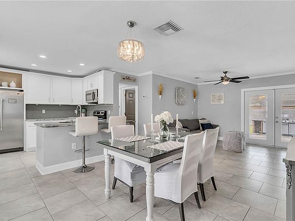 4th image of 14504 Sussex Dr