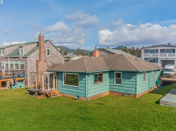 35160 Rueppell Ave, Cloverdale, OR 97112