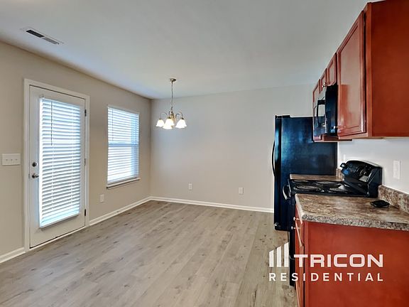 4th image of 1687 Parkside Meadow Dr