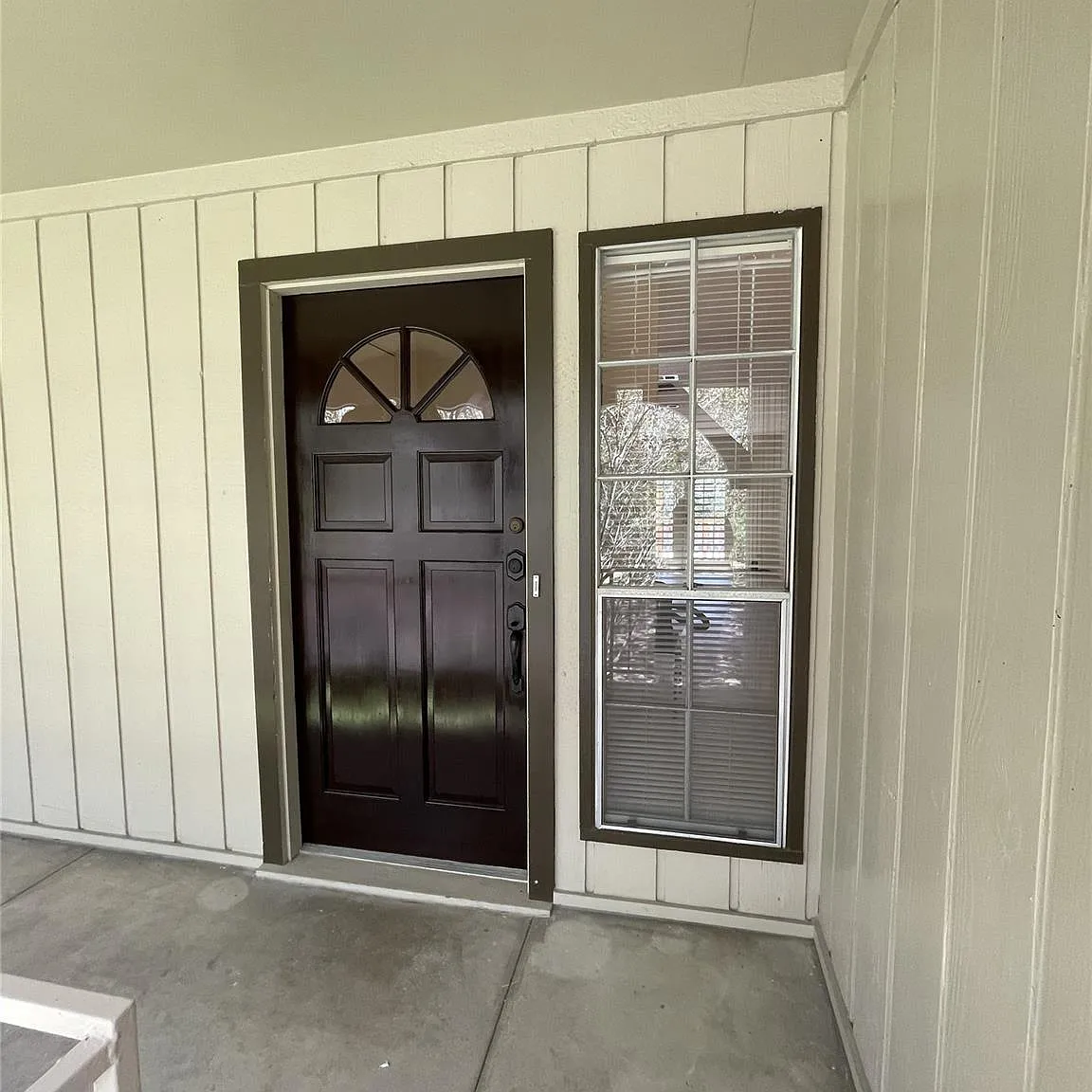2 bed, 2.0 bath, 1260 sqft, $1,950 — Photo 2