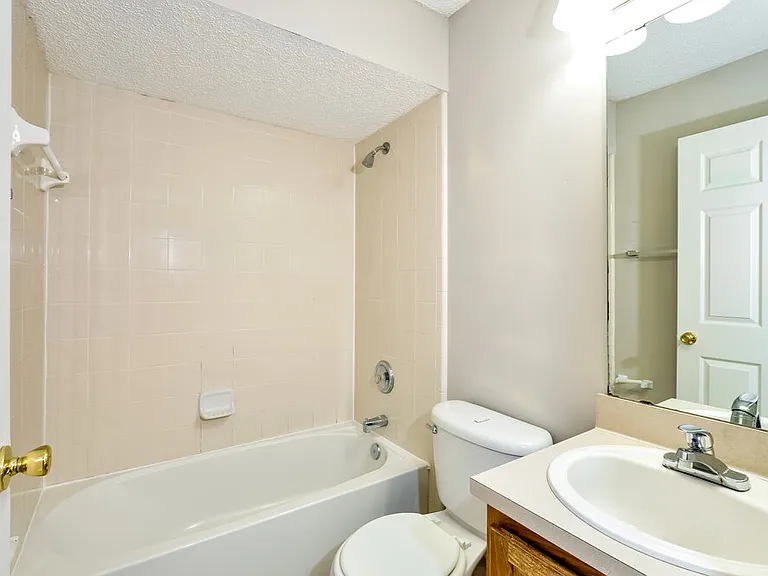 1371 Summerbrook Dr — Photo 11