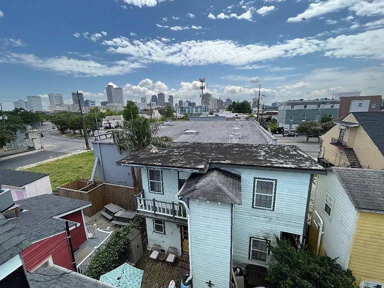 1514 Saint Ann St — Photo 9