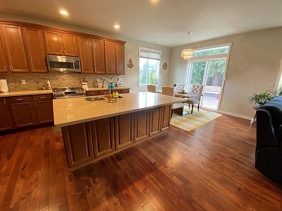 3rd image of 13128 134th Ave NE